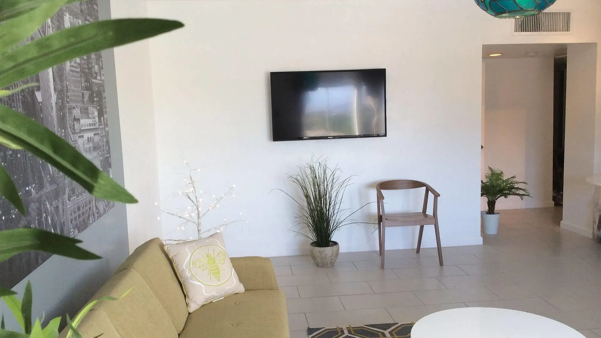 Modern Downtown Condo Palm Springs 3*,